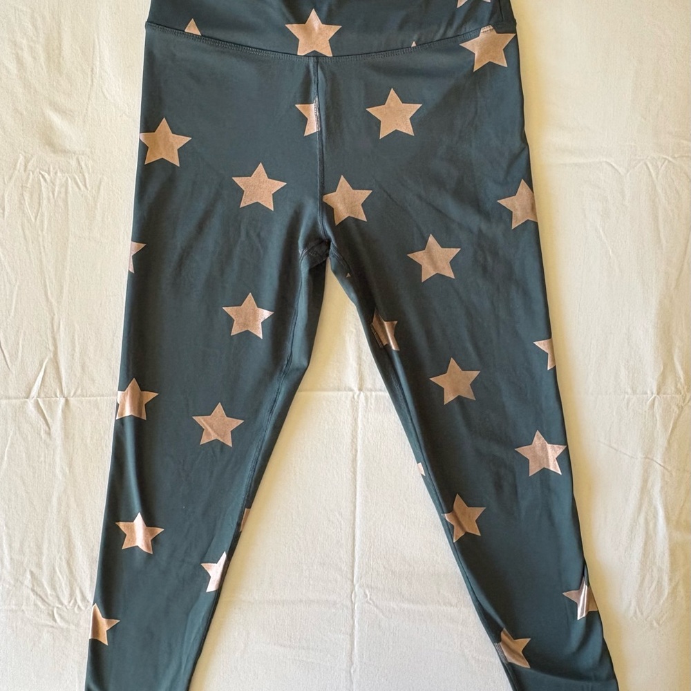 Nanette Lepore Eye Catching Dark Green Leggings with Gold Star Pattern, Sz. M